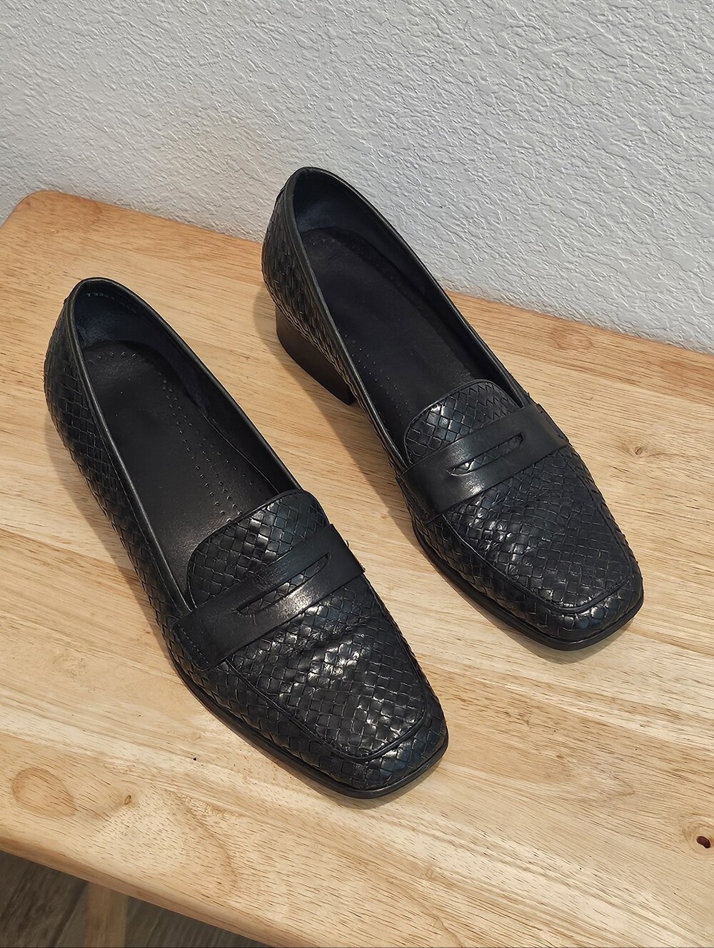 Vintage Trotters "Polly" Woven Leather Penny Loafers Navy Blue 9M GUC